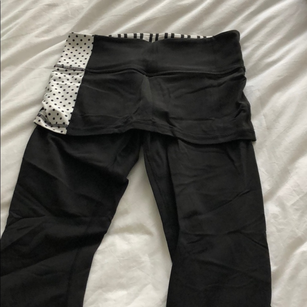 Lululemon skort leggings with polka dot print
